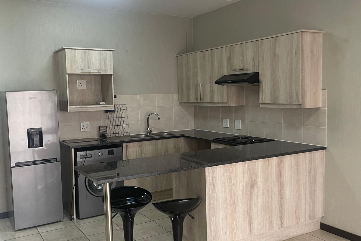 Secure 2-bedroom And 2-bathroom Apartment In Twain Street, Barbeque Downs - Photo 2