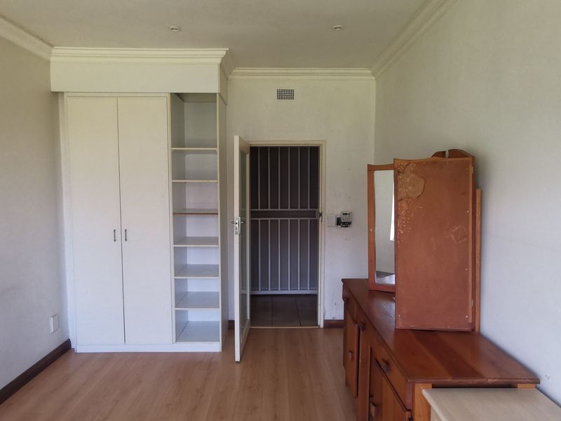 Secure 1-bedroom In A Shared House In Main Avenue, Ferndale - Photo 4