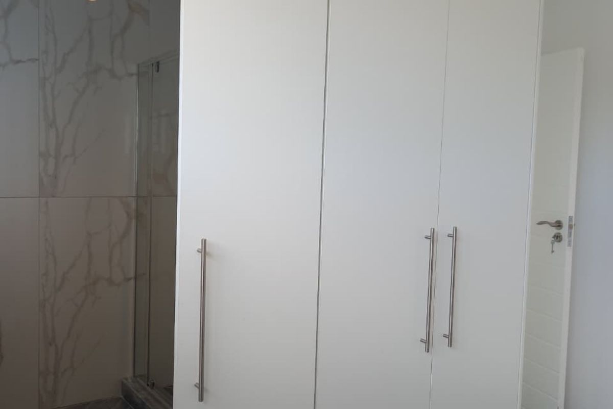 Secure 2-bedroom And 1-bathroom Apartment In Boundary Road, Schaapkraal - Photo 5