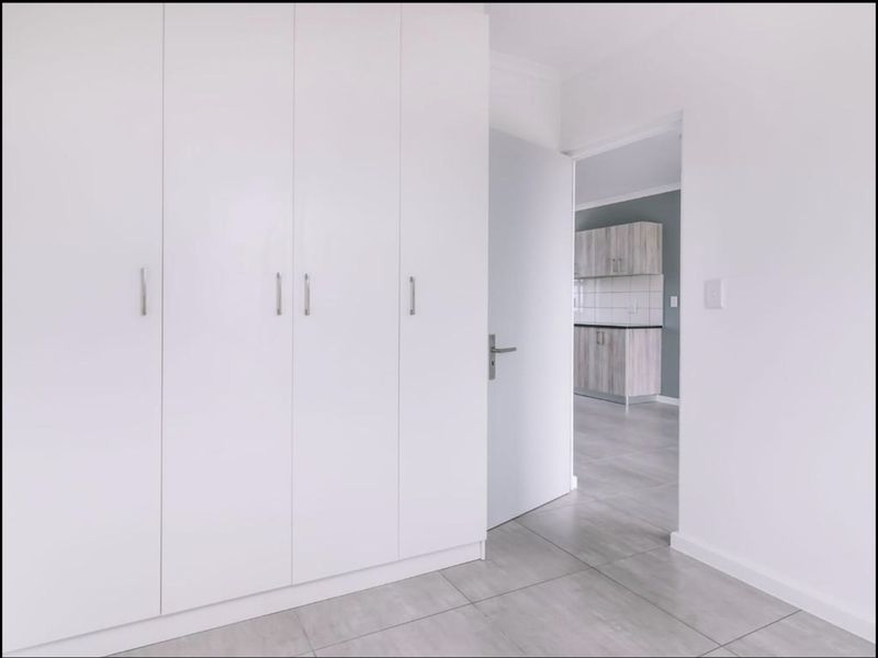 Secure 2-Bedroom Apartment 246 (aa204) - Photo 5