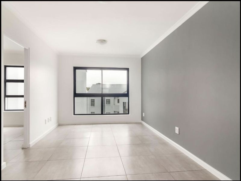 Secure 2-Bedroom Apartment 246 (aa204) - Photo 2