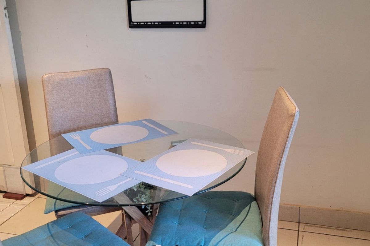 Secure 2-bedroom And 2-bathroom House In Glenwood - Photo 4