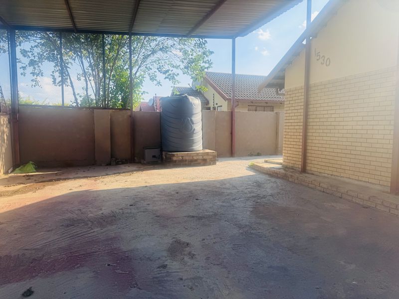 Secure 2-Bedroom And 2-Bathroom House In Khudu Street, Boitekong - Photo 9