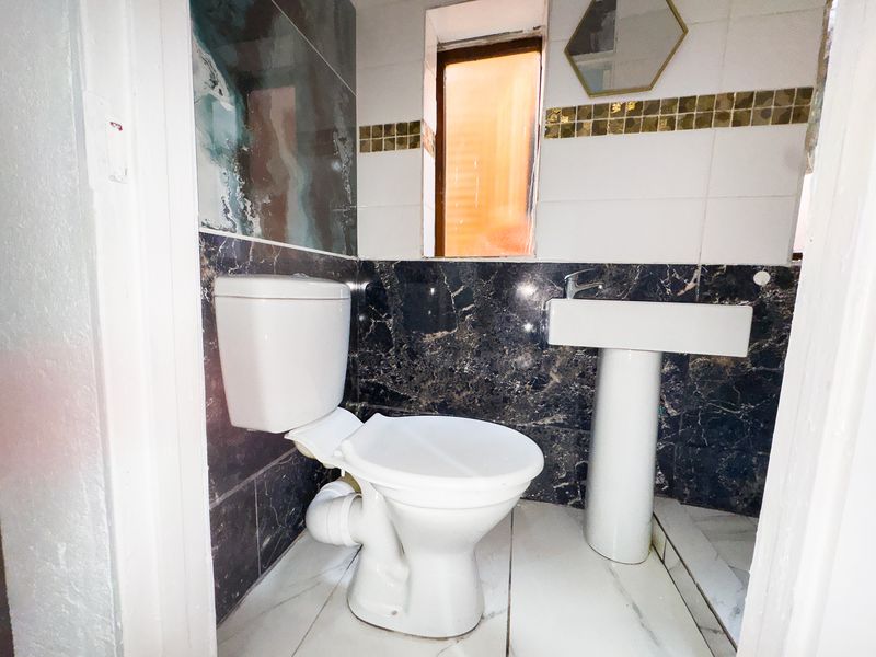 Secure 1-Bedroom Apartment In Argyle Avenue, Buccleuch - Photo 8