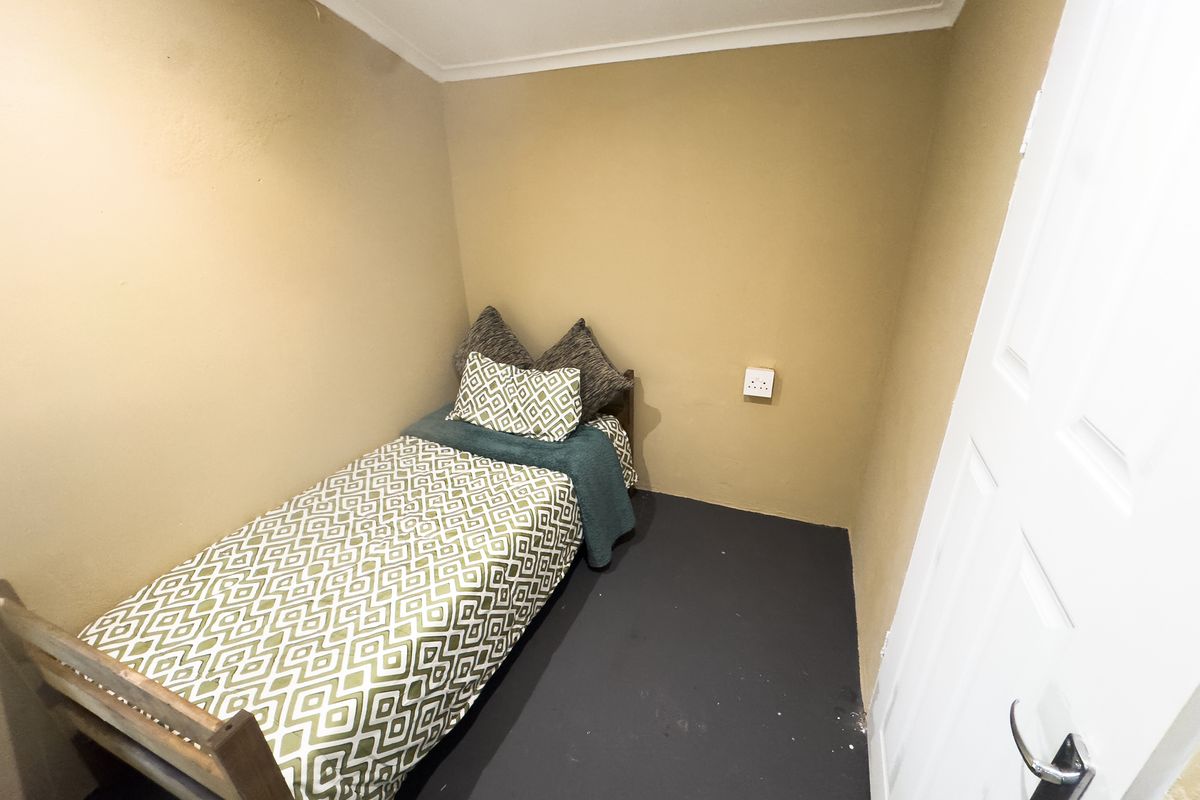 Secure 1-Bedroom Apartment In Argyle Avenue, Buccleuch - Photo 5