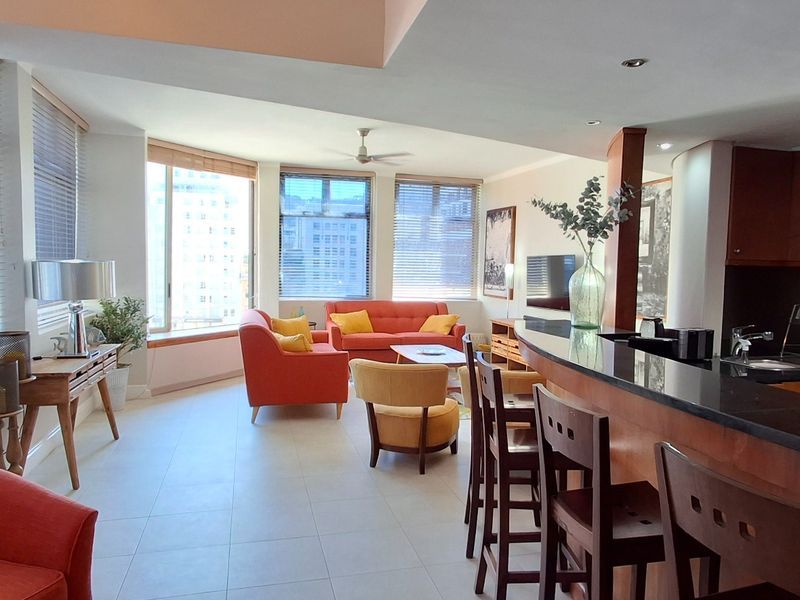 Luxury Living In The City Centre - Photo 2