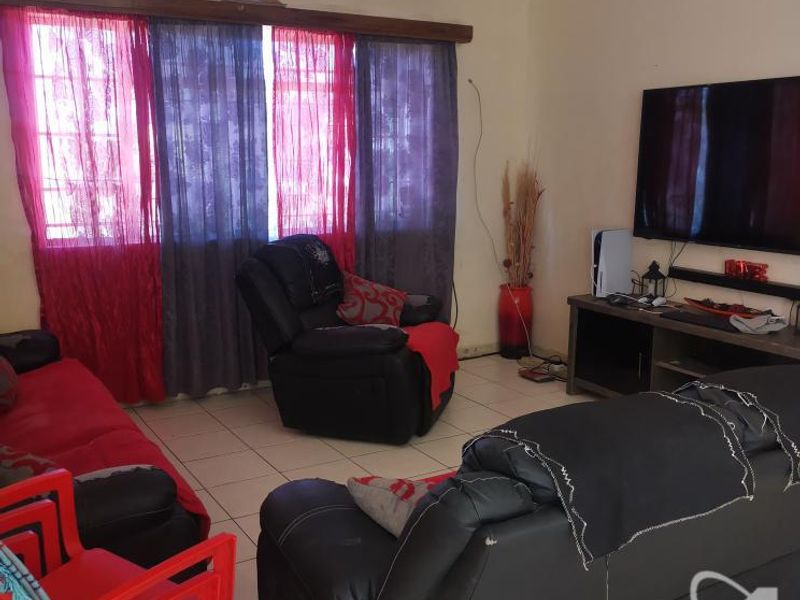 3 bedroom  loose  standing  house  in  Arandis - Photo 5