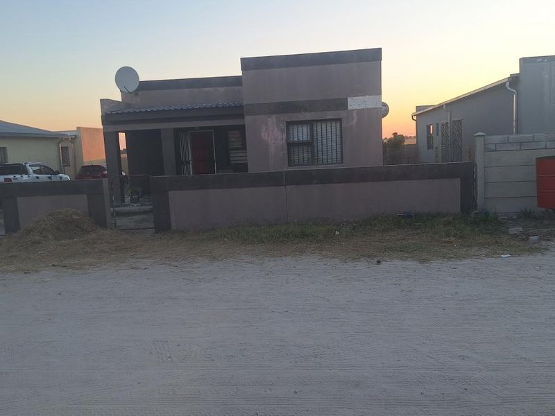 2 Bedroom house for sale in Ekukus, Oshakati - Photo 1
