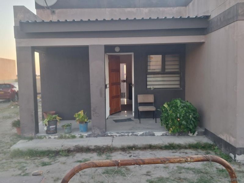 2 Bedroom house for sale in Ekukus, Oshakati - Photo 2