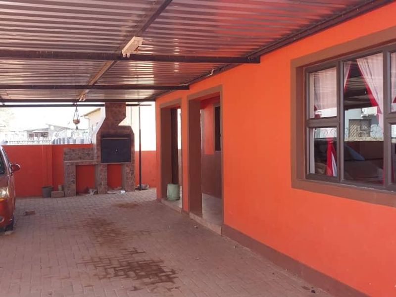 Well maintainced 3 Bedroom house for Sale - Photo 2