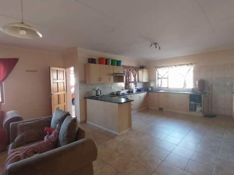 Well maintainced 3 Bedroom house for Sale - Photo 6