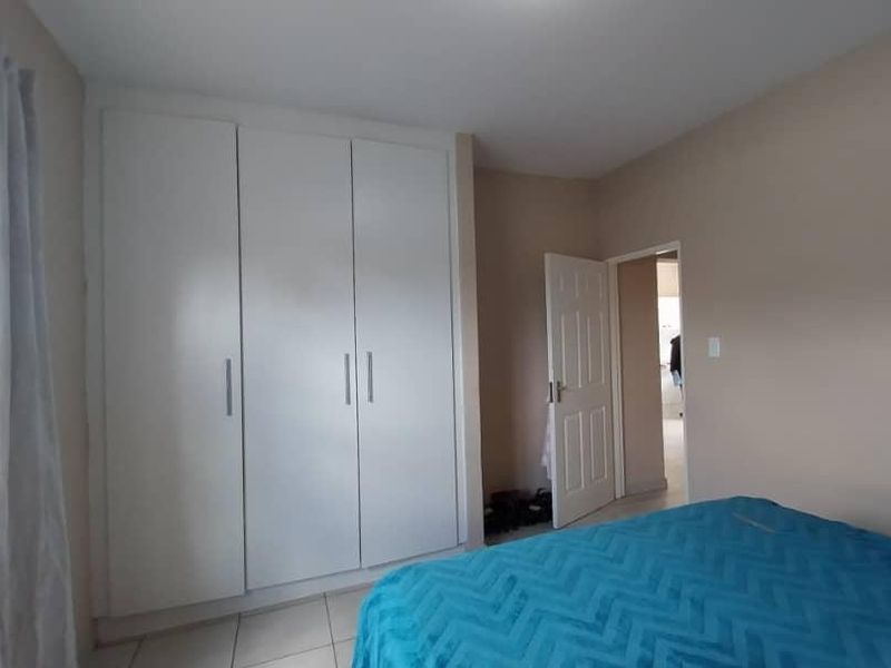 2 Bedroom Apartment for sale in Emmanual Court Okahandja - Photo 10