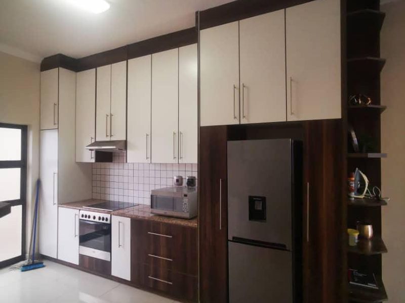 3 STORY LARGE FAMILY ROYALTY LIVING - SEA VIEW ROOF TOP TERRACE - DELUX SPACE - Photo 10