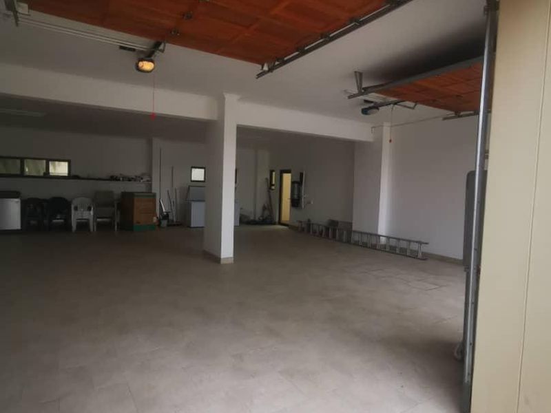 3 STORY LARGE FAMILY ROYALTY LIVING - SEA VIEW ROOF TOP TERRACE - DELUX SPACE - Photo 3