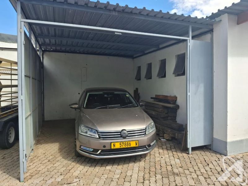 Warehouse and offices For Sale Lafrenz - Photo 4