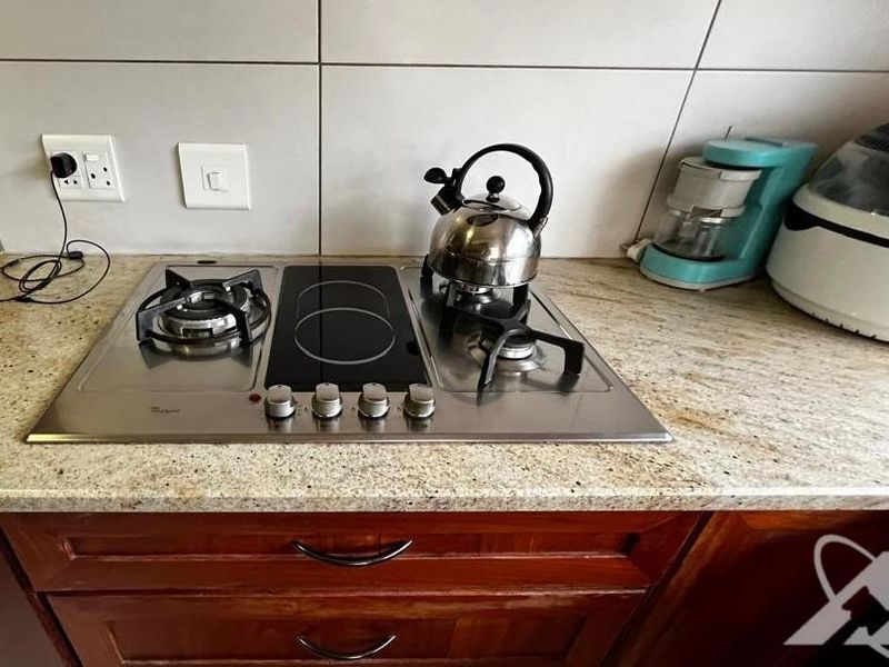 Lovely Family Home For Sale - Photo 9