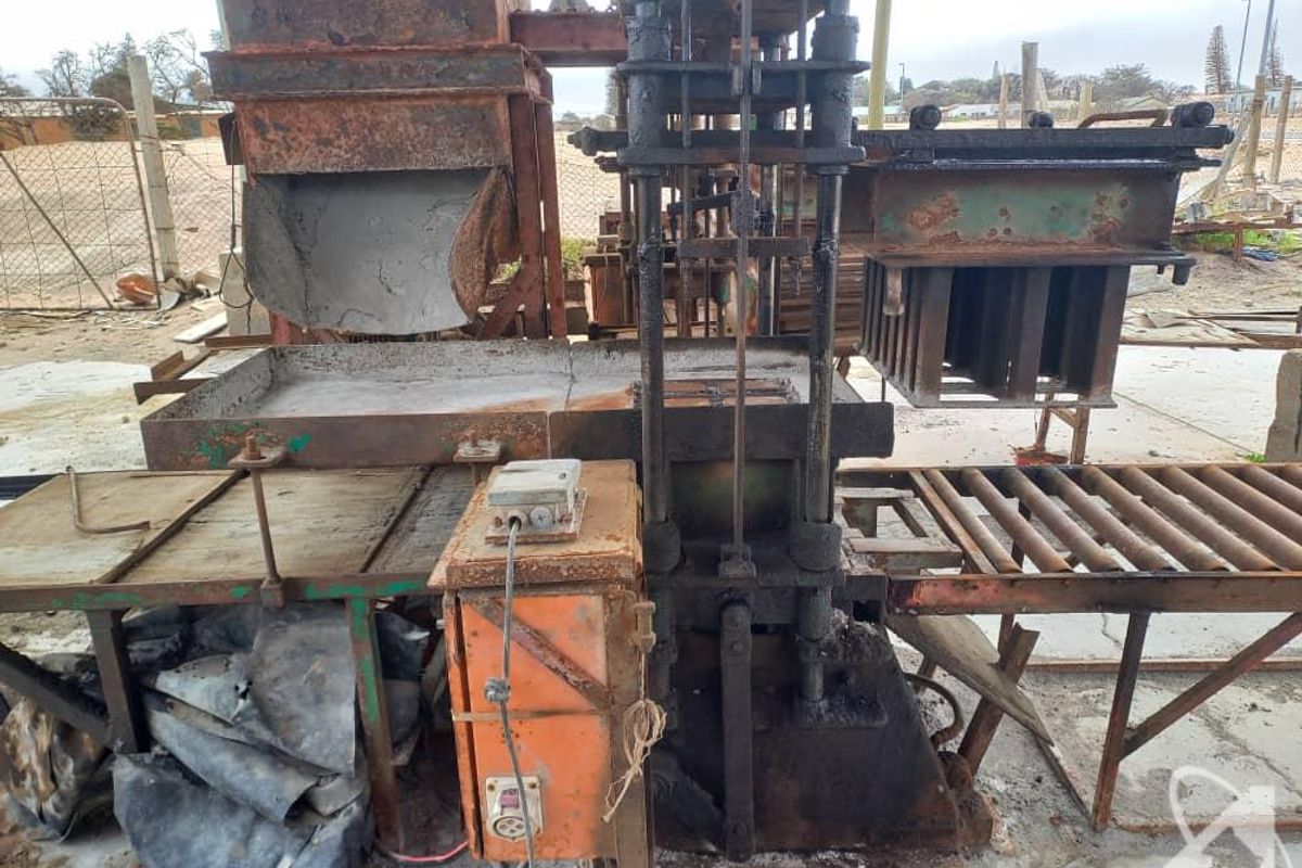 Offices, Workshop,  Brick Making Plant and Staff Accommodation - Photo 3