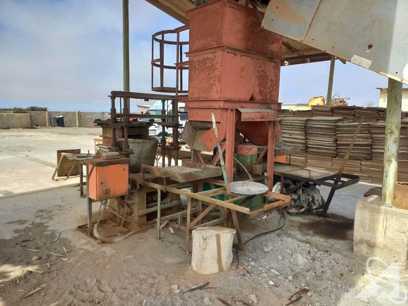 Offices, Workshop,  Brick Making Plant and Staff Accommodation - Photo 7