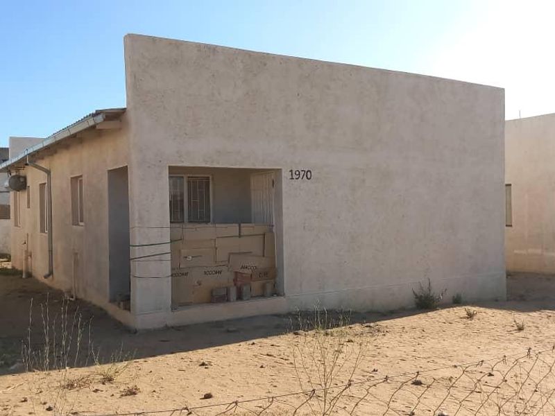 2 Bedroom house for sale in Okahandja ext 9 - Photo 5