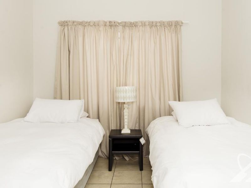 Unit 6, Phase 1 - 2 Bedroom TownHouse for sale - Photo 9