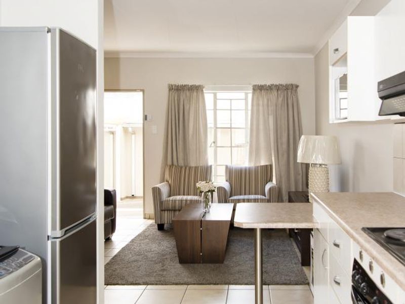 Unit 15, Phase 1 - 2 Bedroom TownHouse for sale - Photo 7