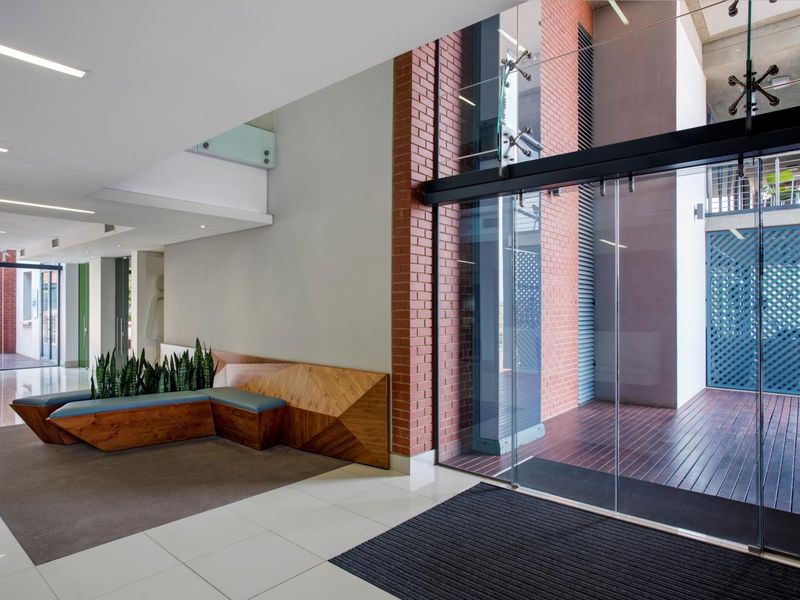 Golden Opportunity: Invest Today, Prosper Tomorrow - Office block FOR SALE in Irene - Photo 4