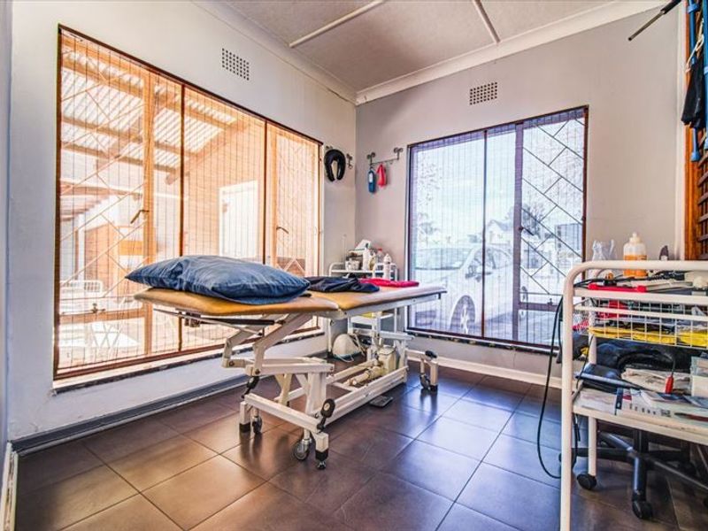 Exceptional Business Opportunity on Monument Road - Photo 10