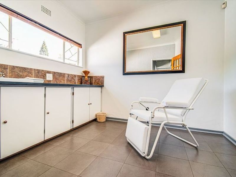 Exceptional Business Opportunity on Monument Road - Photo 8