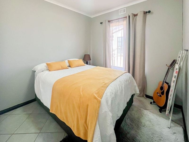 Neat and Practical 3-Bedroom Home - Photo 3