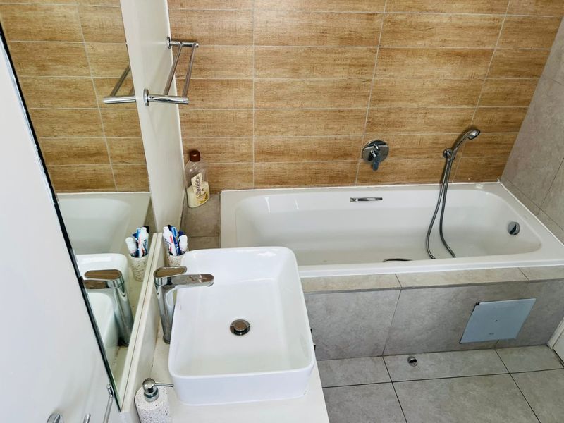 1 Bed 1 Bath Apartment - Photo 9