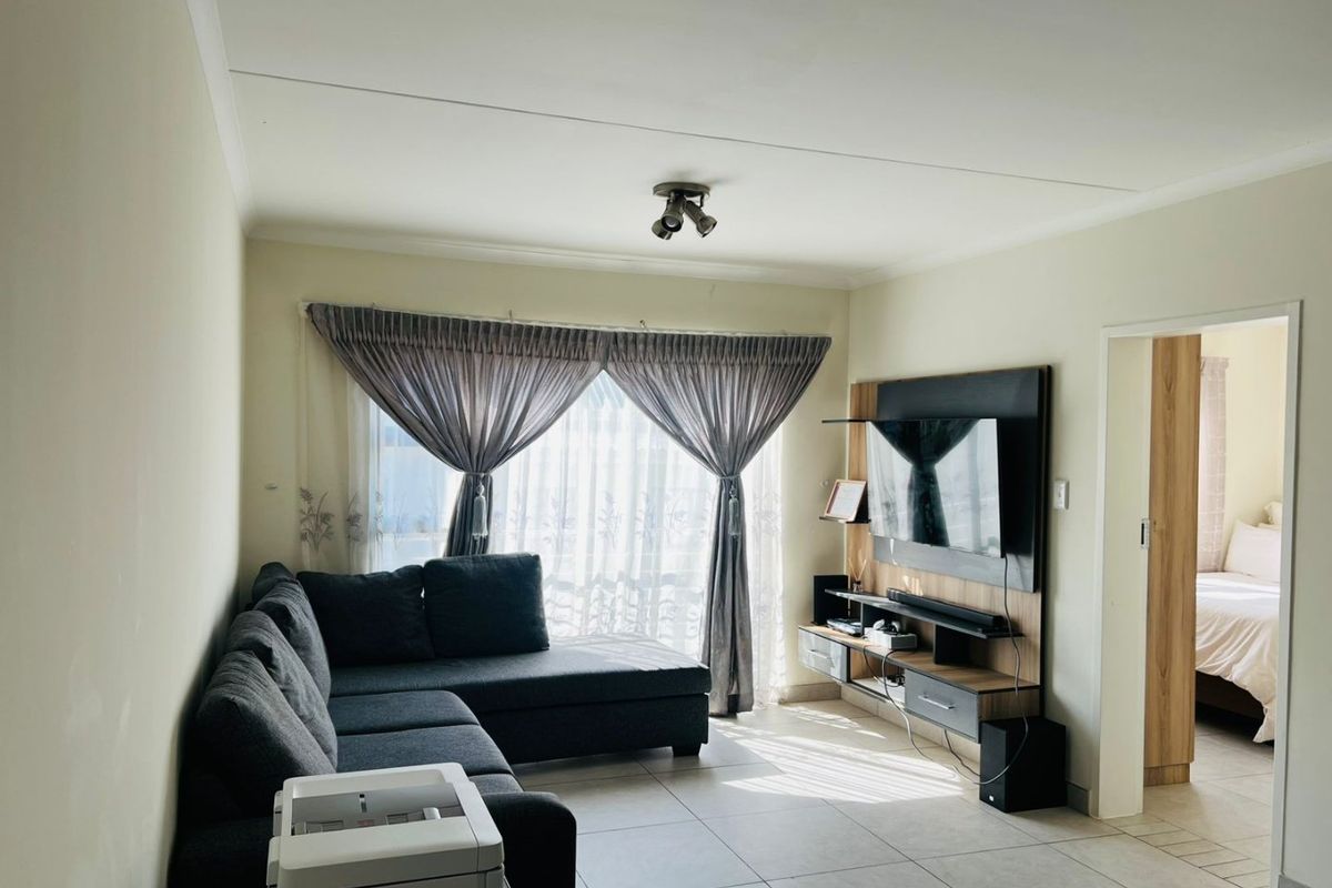 1 Bed 1 Bath Apartment - Photo 4