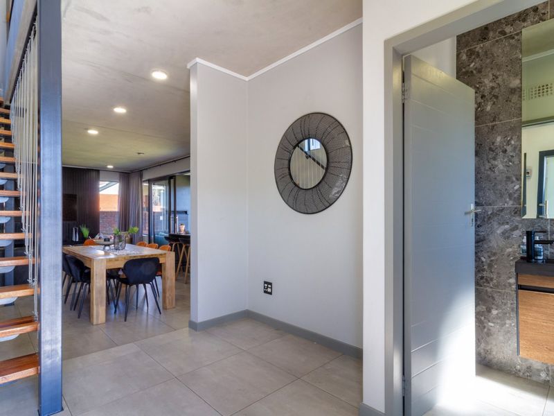 Absolutely Stunning!!! Full Title, Free Standing Duplex for Sale in a Secure Modern Estate in North Riding.  - Photo 4