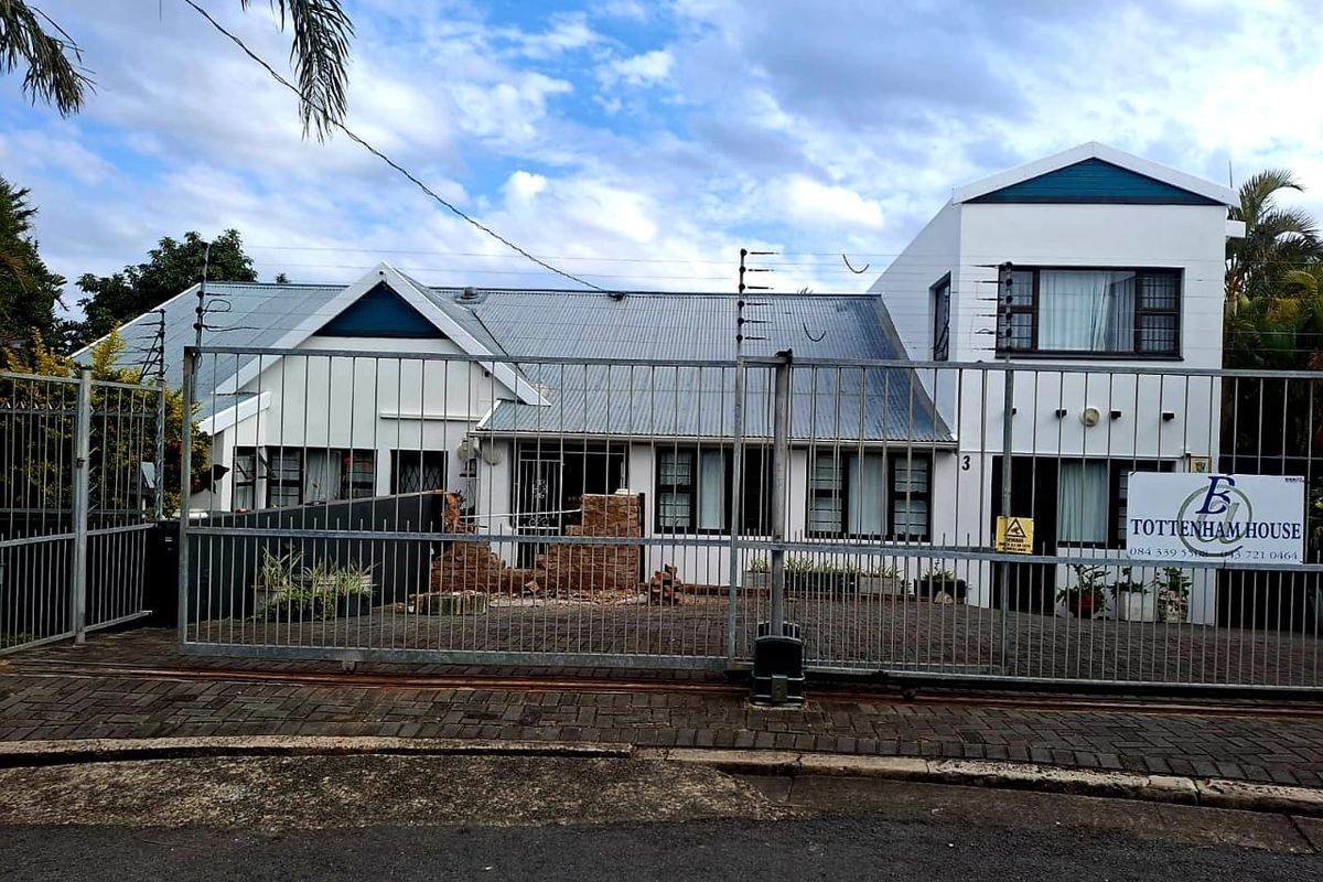 7 Bedroom Bed and Breakfast for sale in Baysville - Photo 4