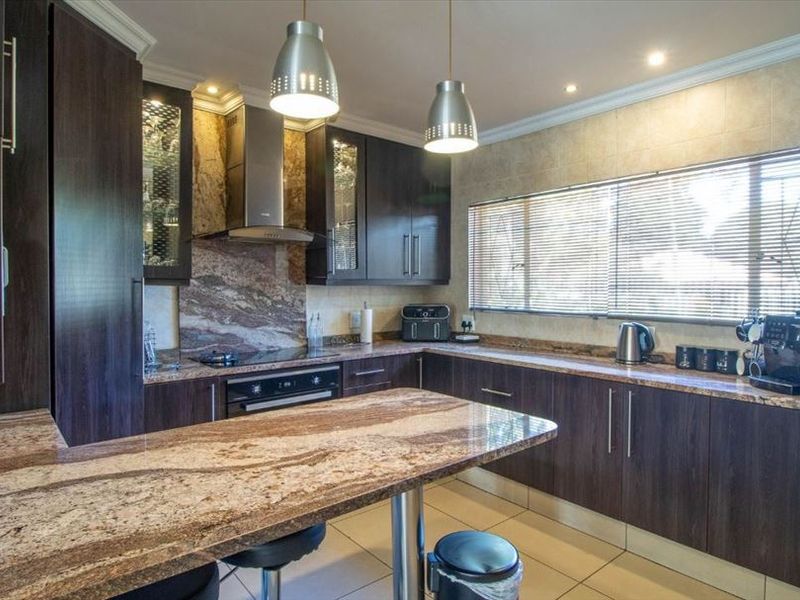 Immaculate Family Home with Quality Finishes and Pool - Photo 1