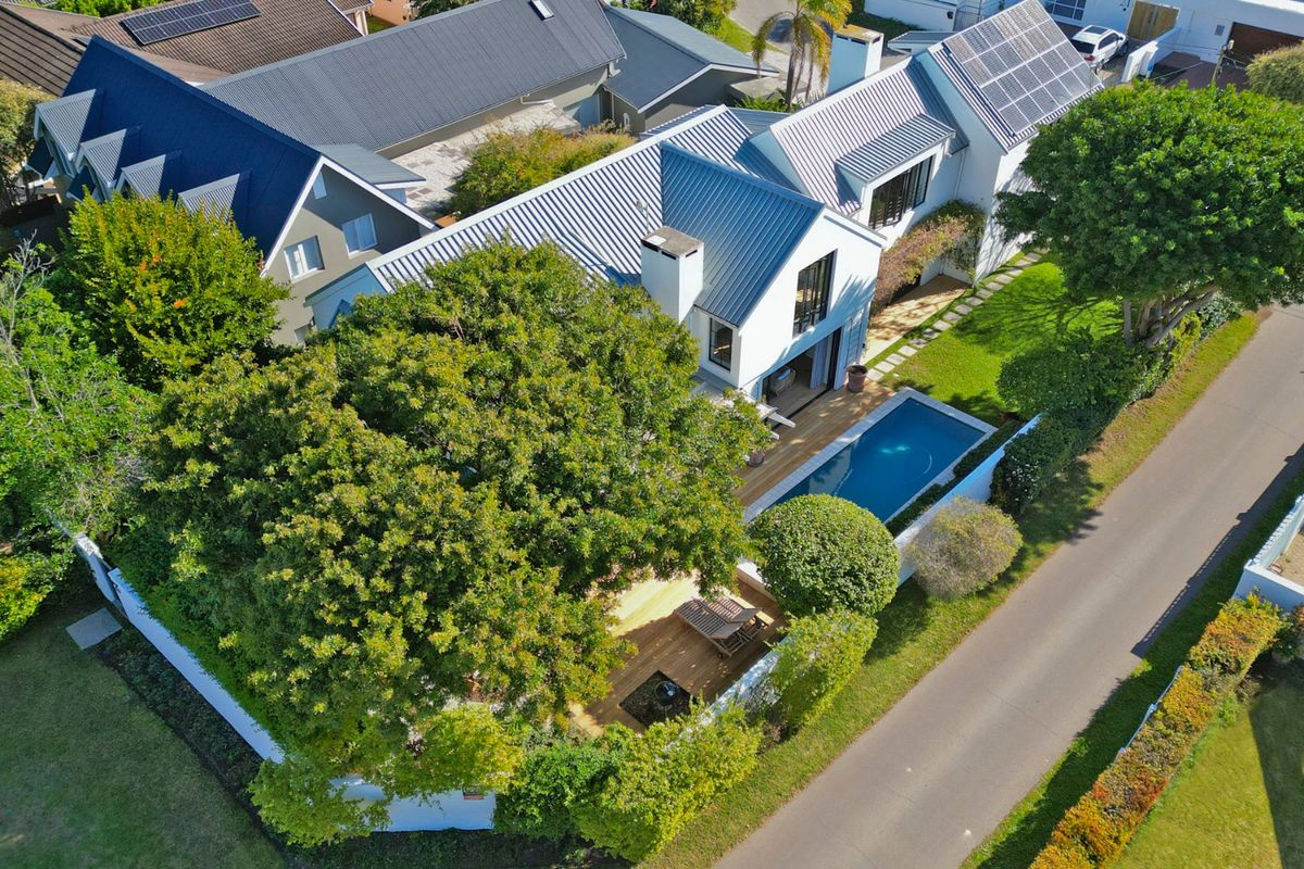 Modern & Masterful design on Leisure Isle - Photo 5