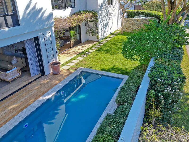 Modern & Masterful design on Leisure Isle - Photo 3