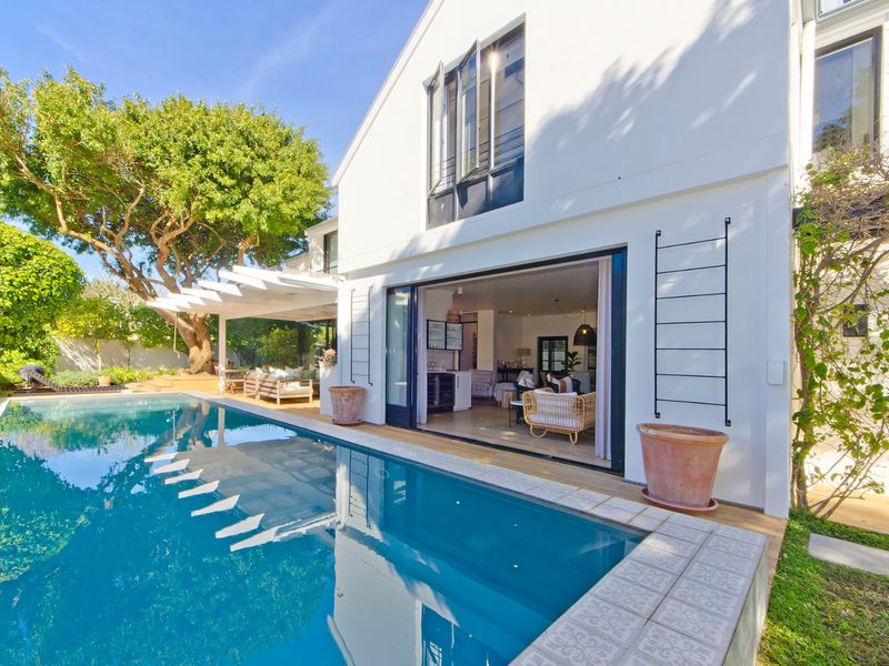 Modern & Masterful design on Leisure Isle - Photo 2