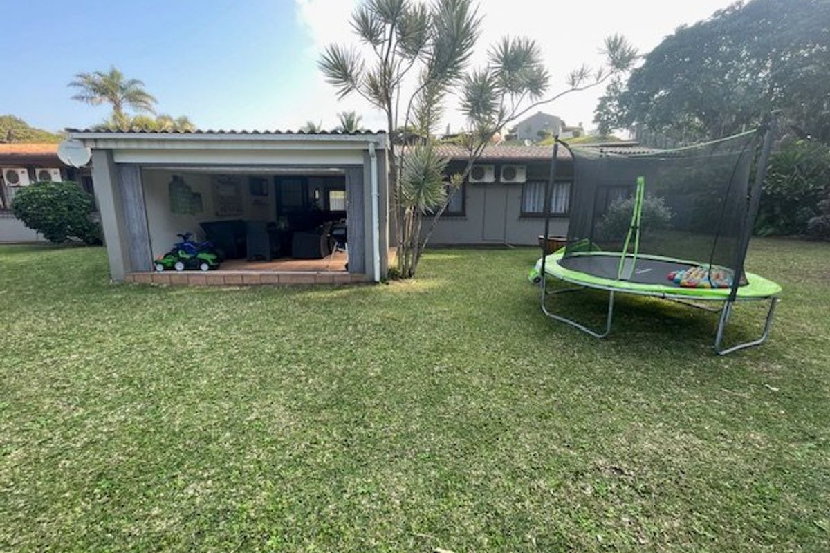 3-Bedroom Unit in Prime Location next to Golf Course - Photo 2