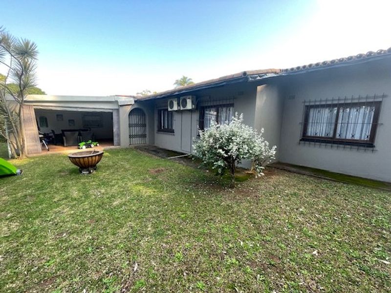 3-Bedroom Unit in Prime Location next to Golf Course - Photo 3