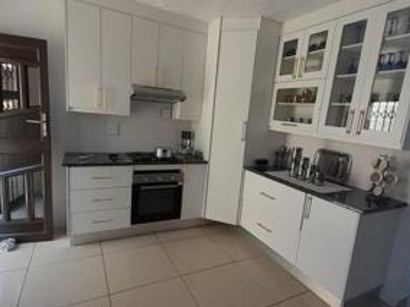 House For Sale in Spruit View - Photo 5
