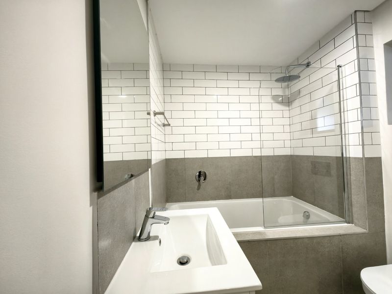 2-Bedroom Apartment – Investment Opportunity with Excellent Rental Returns - Photo 9