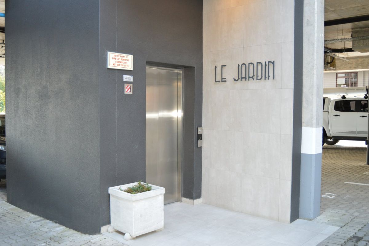 2-Bedroom Apartment – Investment Opportunity with Excellent Rental Returns - Photo 2