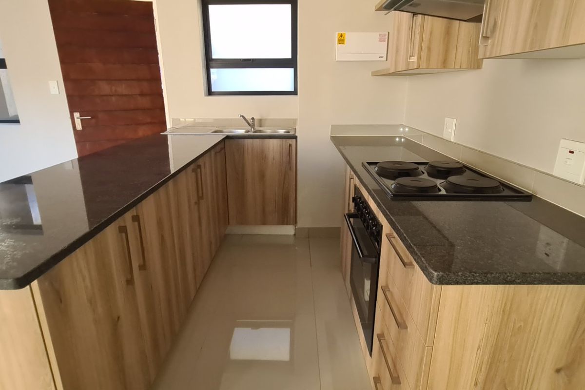 Modern 2-Bedroom Apartment for Sale in Erasmia - Photo 3