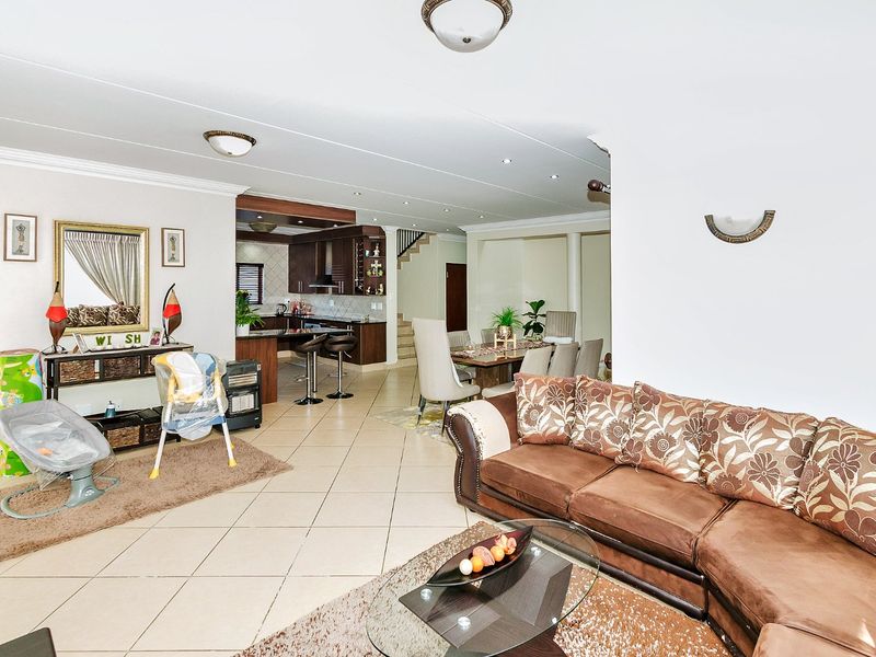 Exquisite 4-Bed Balinese-Style Home with Pool, Balcony and Solar Backup in Bali on Glen Security Estate - Photo 8