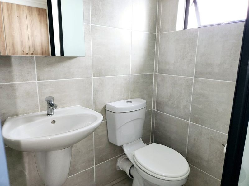 Furnished Apartment for Rent in Green Park Lifestyle Estate – Boksburg - Photo 9