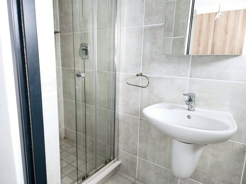 Furnished Apartment for Rent in Green Park Lifestyle Estate – Boksburg - Photo 8