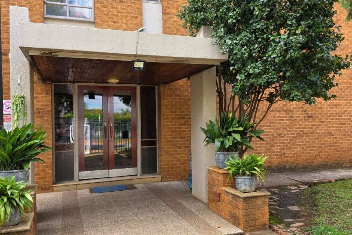 Apartment For Sale in Moregloed - Photo 3