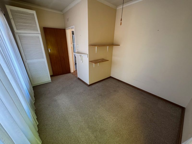 Spacious Family Retreat with Pool and Ample Parking - Photo 6