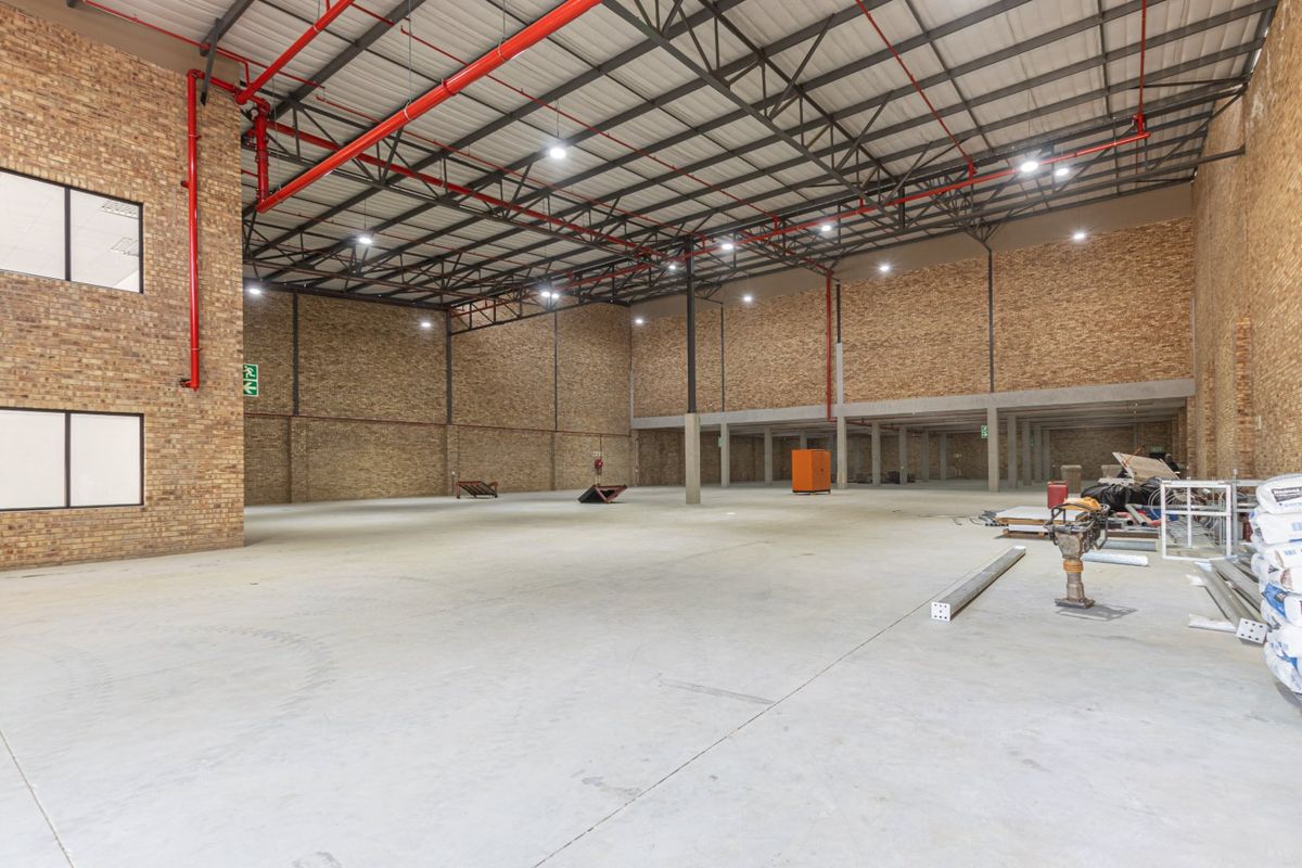 Industrial To Rent in Avianto Estate - Photo 4