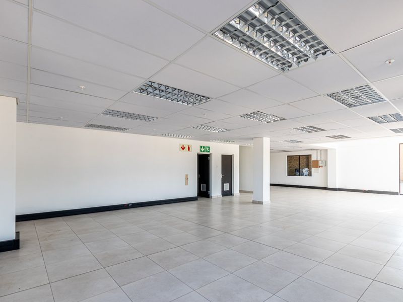 Industrial To Rent in Avianto Estate - Photo 6